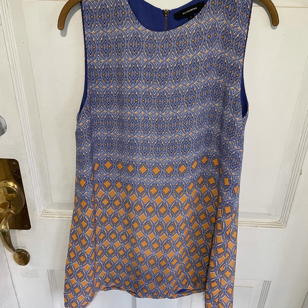 Fun dress! - Picture 7 of 8